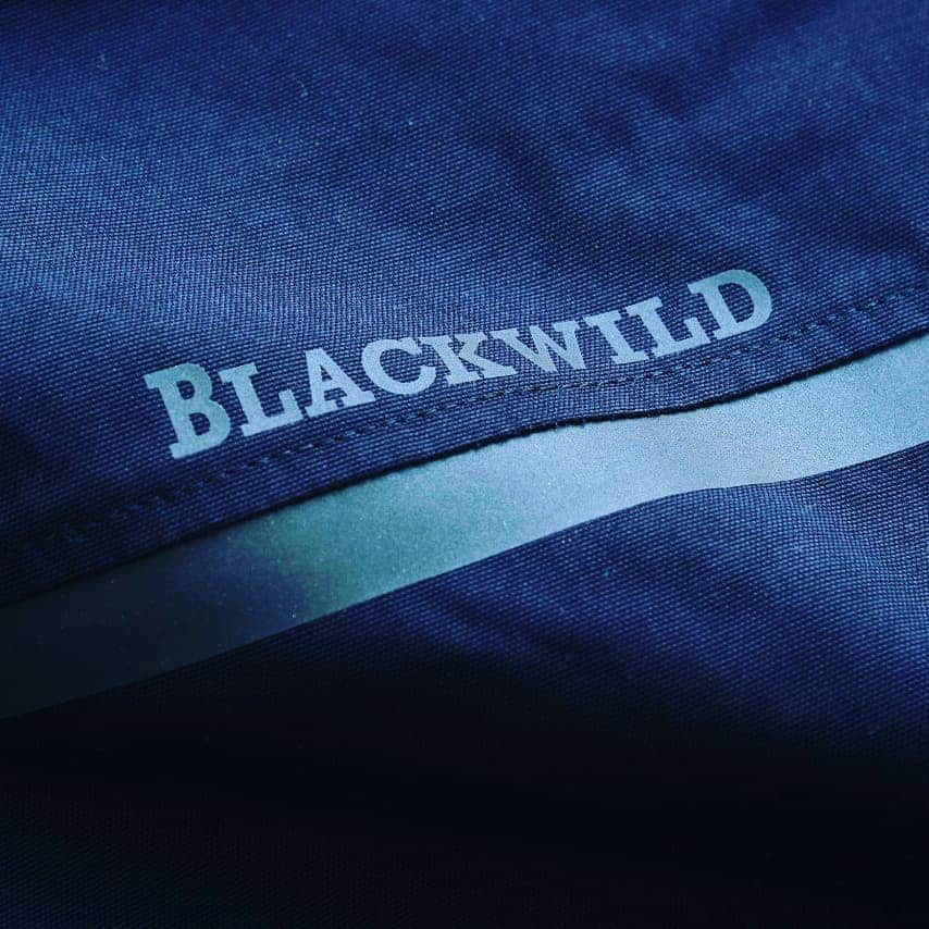 Blackwild City Street Jacke in Blau
